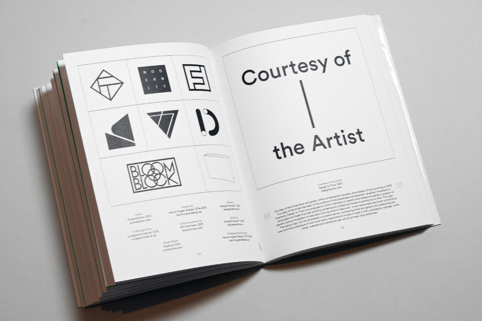 Double page d’Art Marks présentant le logo Julien Hauchecorne.